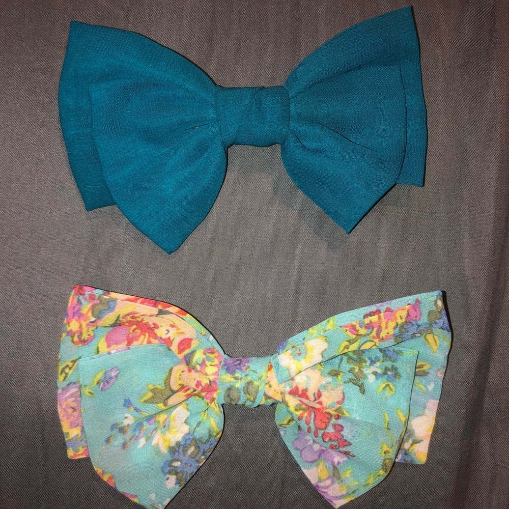 Claire's Hair accessories